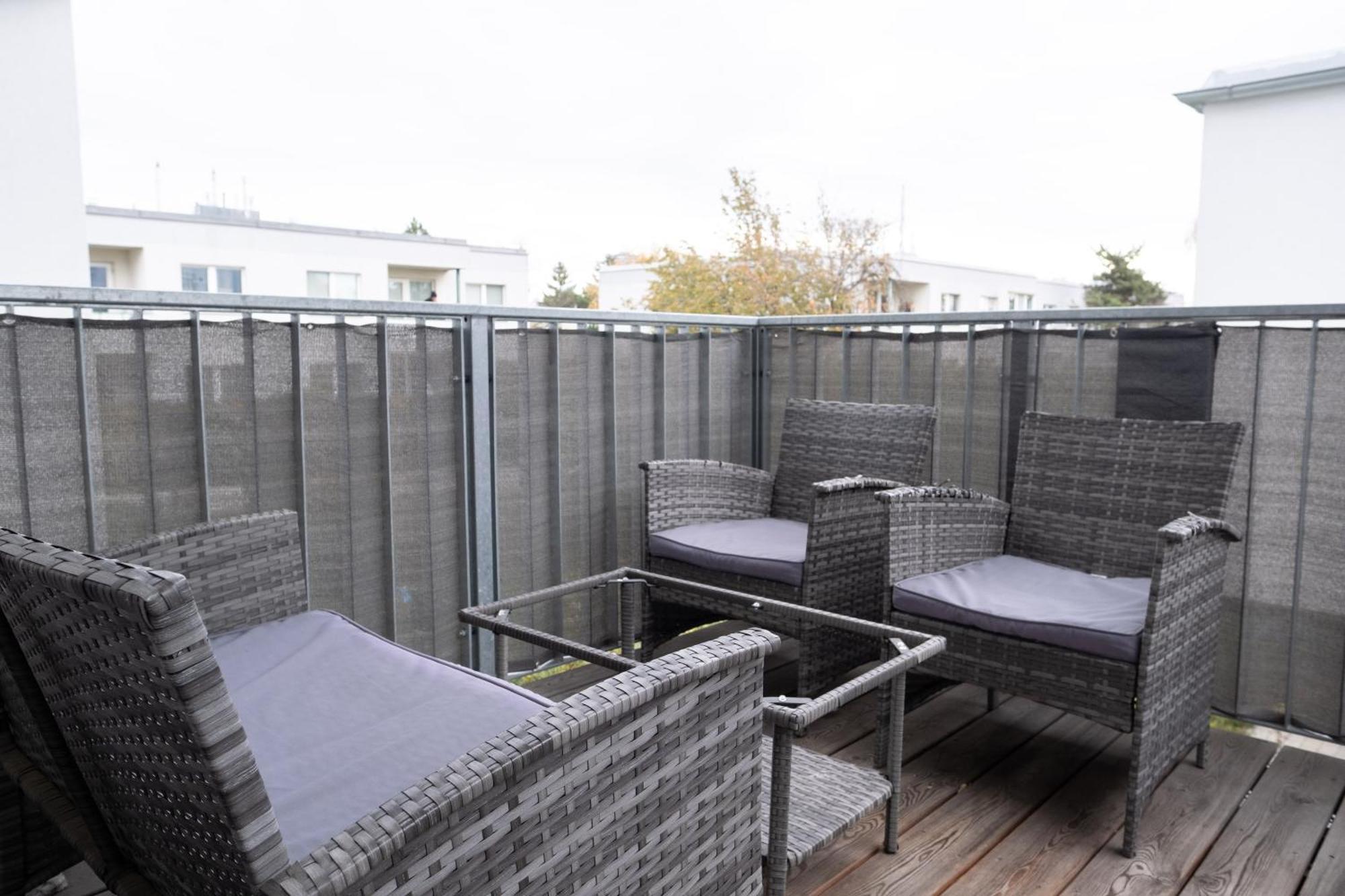 Modern Apartment W/ Cozy Balcony Near City Center Vienna Luaran gambar