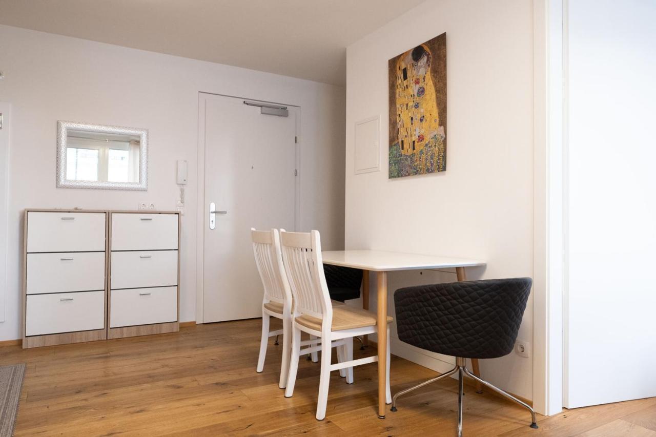 Modern Apartment W/ Cozy Balcony Near City Center Vienna Luaran gambar