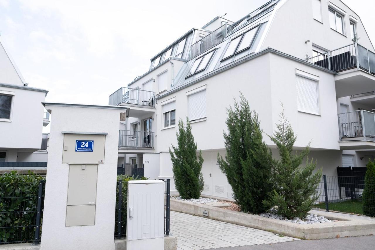 Modern Apartment W/ Cozy Balcony Near City Center Vienna Luaran gambar