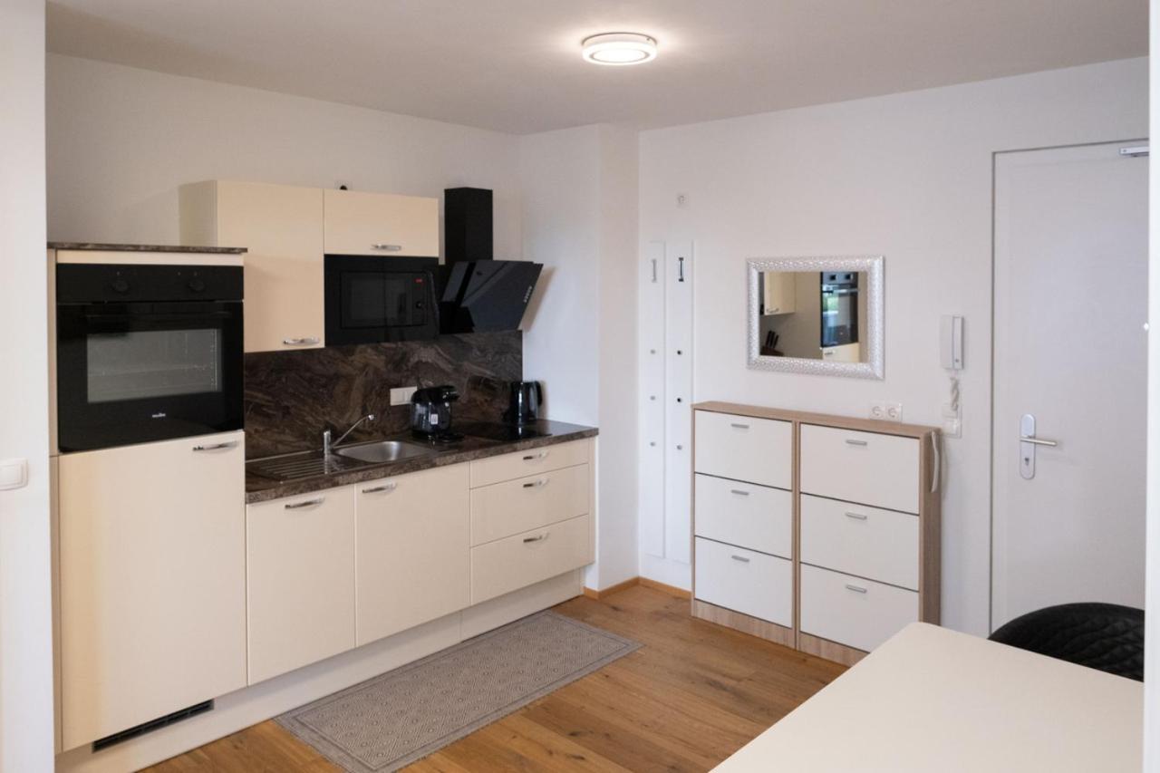 Modern Apartment W/ Cozy Balcony Near City Center Vienna Luaran gambar